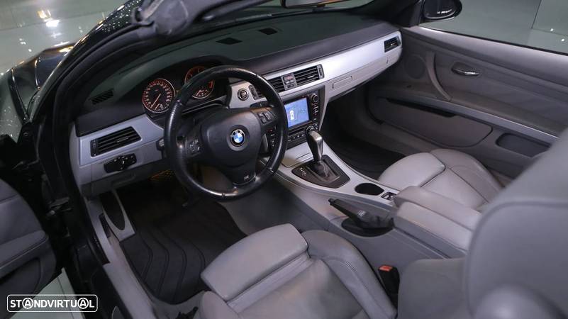 BMW 330 d Auto - 17