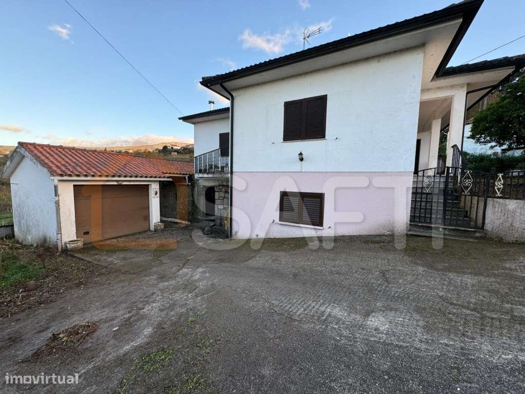 Moradia T2, com possibilidade de ser transformada em T3 - Grande imagem: 4/27