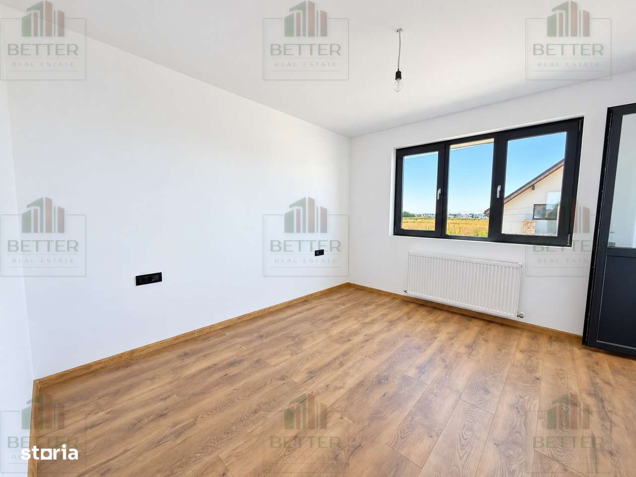 Casă de vanazre P+1E | 4 camere - 2 bai | 422 mp teren-10