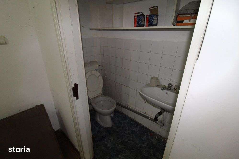 Vând spațiu comercial/apartament 2 camere în Hunedoara, Micro 4 - Imagine principală: 4/7