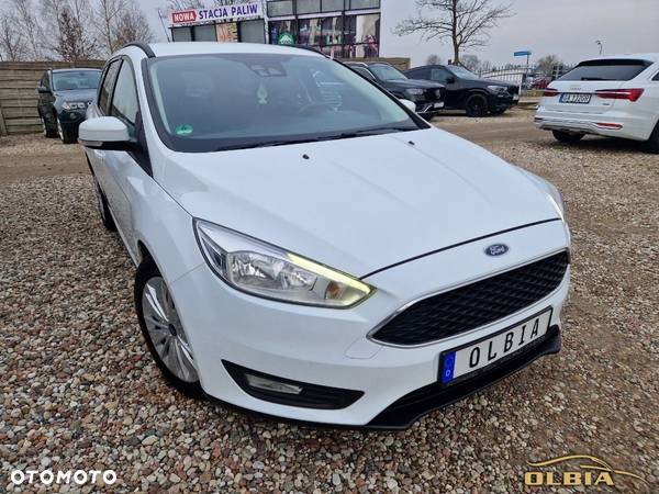 Ford Focus - 31