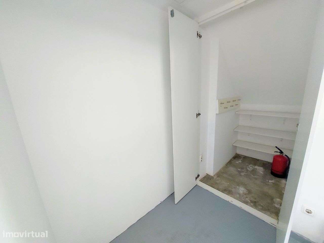 Escritório Comercial com Ar Condicionado e Segurança - Grande imagem: 5/16