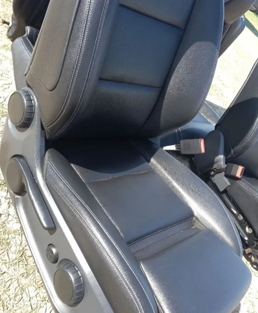 Fotele Siedzenia Przod Kanapa Tył Czarna Skóra AMG Mercedes CLA w117 Sedan - 3
