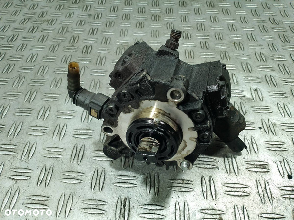 POMPA WTRYSKOWA CITROEN C4 9658193980 2.0 HDI - 3