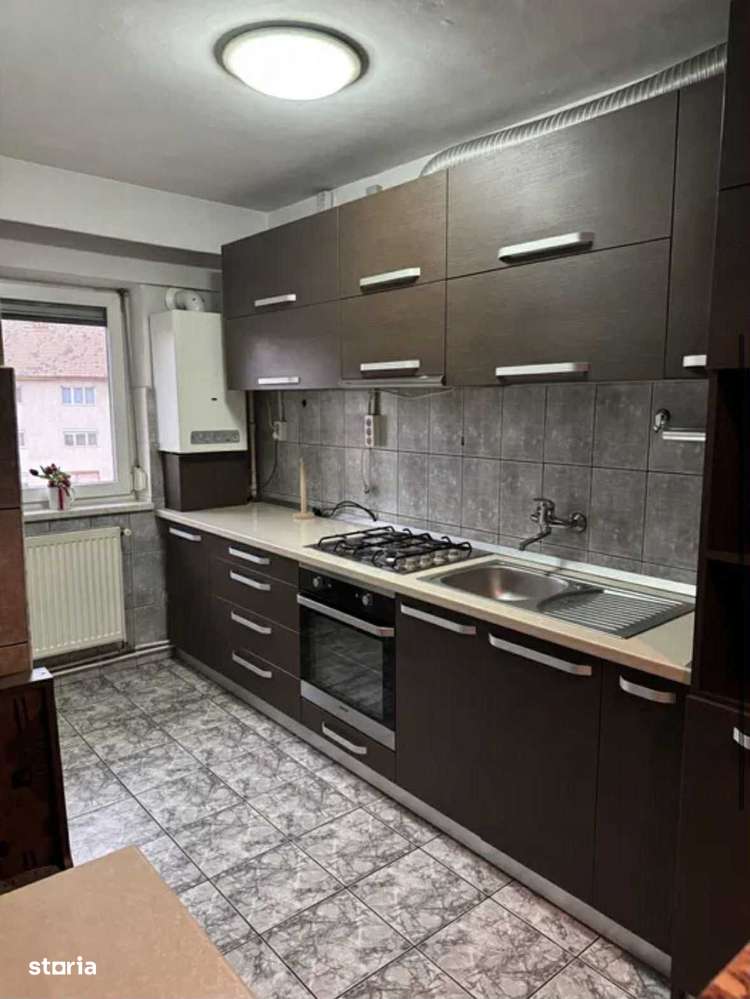 Apartament 2camere decomandate,Zona Carpati 2-0