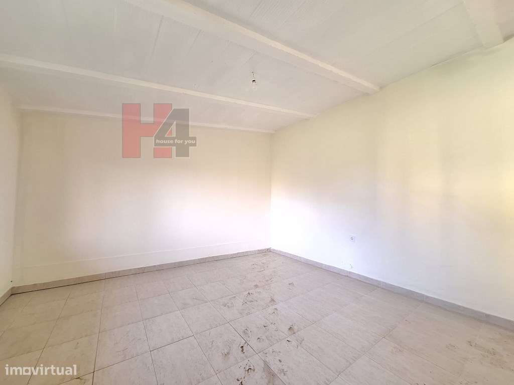 Moradia térrea V3 com piscina em Salvaterra de Magos, terreno 1.191m2-15