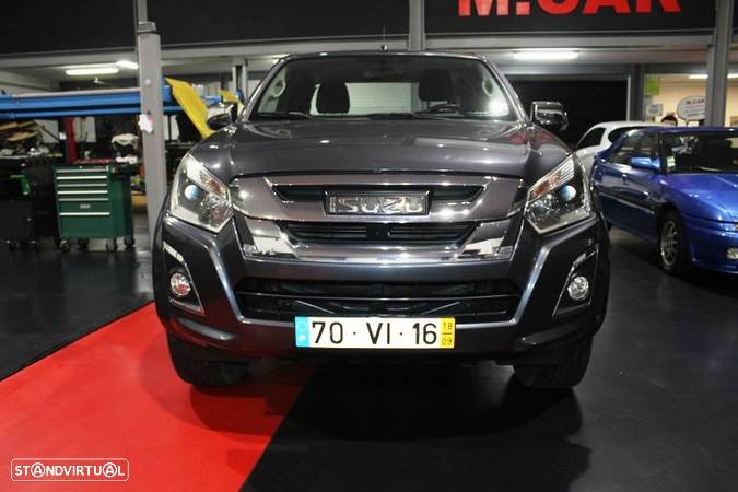 Isuzu D-Max 1.9 Ddi CD 4WD LS CM - 3