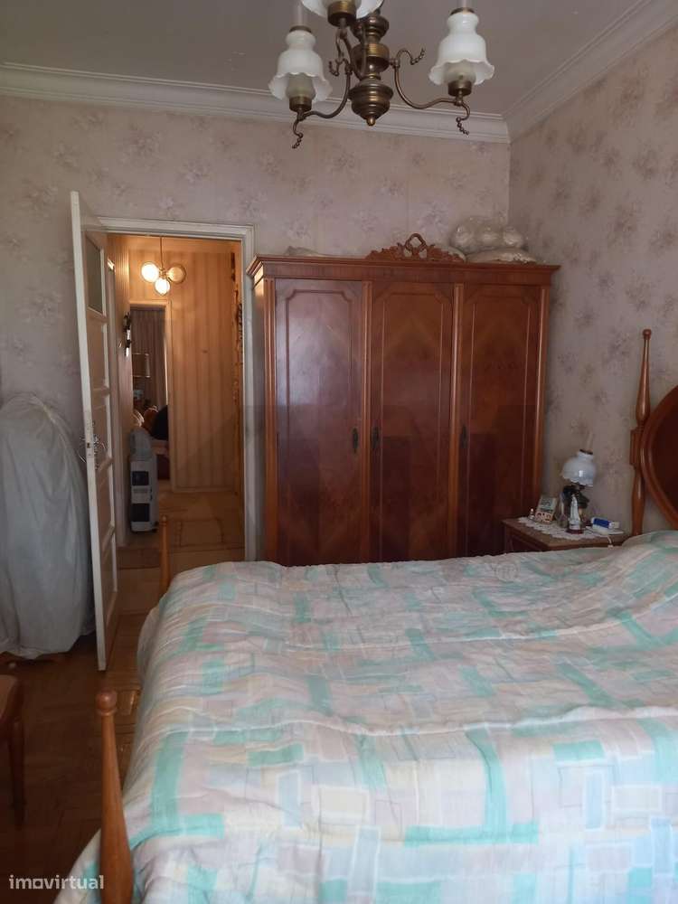 APARTAMENTO T2 - CENTRO QUELUZ-24