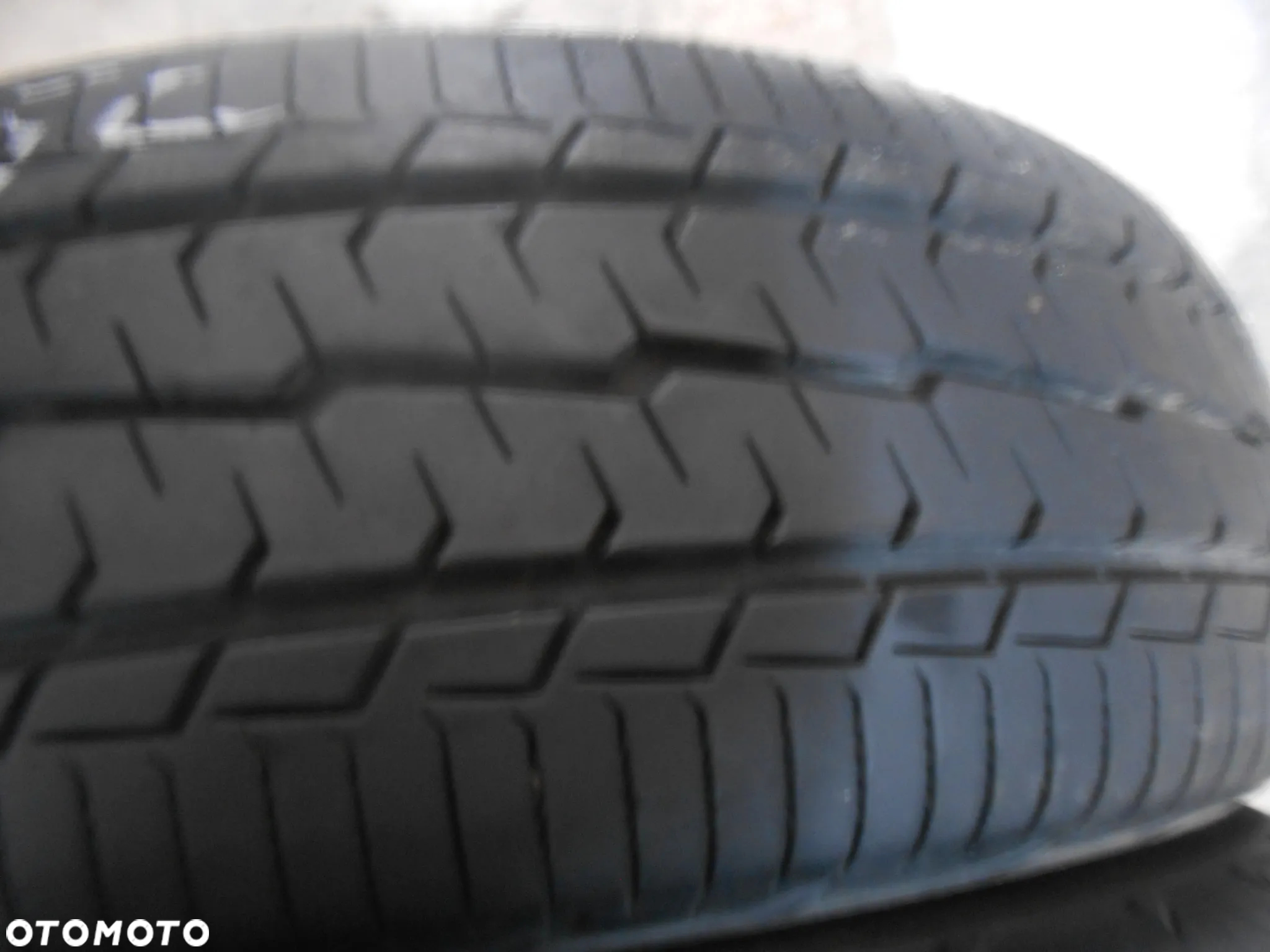 OPONY 195/70R15C TOYO NANOENERGY VAN DOT 4818 8.2MM - 4