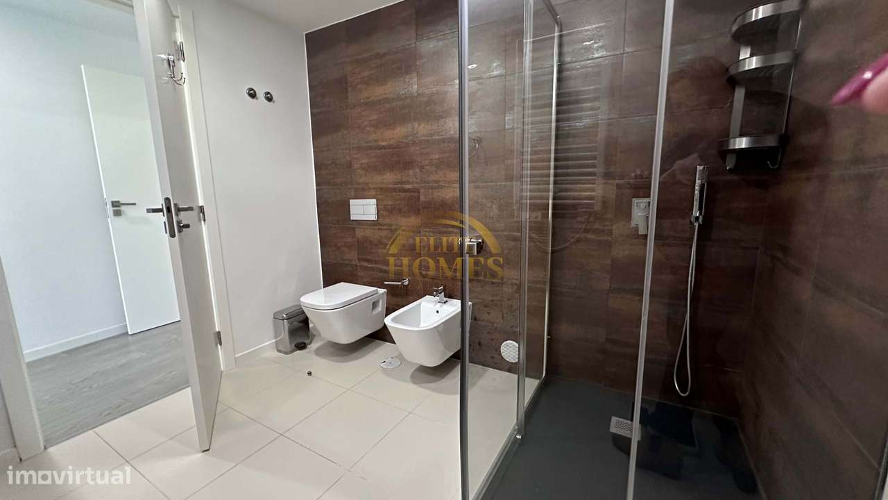 Apartamento T3 de Luxo em Paço de Arcos.-34