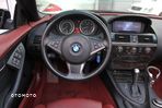 BMW Seria 6 650 i - 12