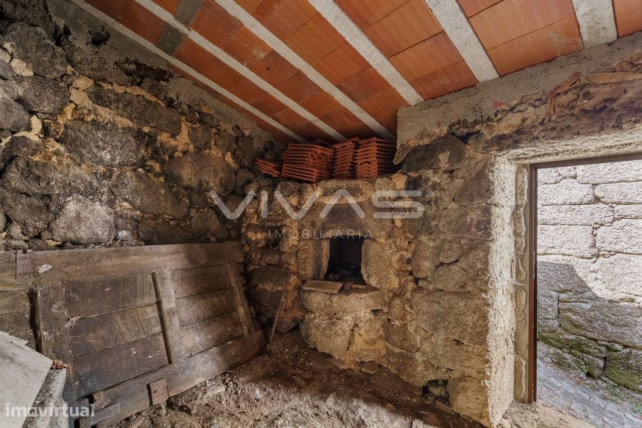 Moradia para Restaurar T0 Venda em Cibões e Brufe,Terras de Bouro - Grande imagem: 5/17