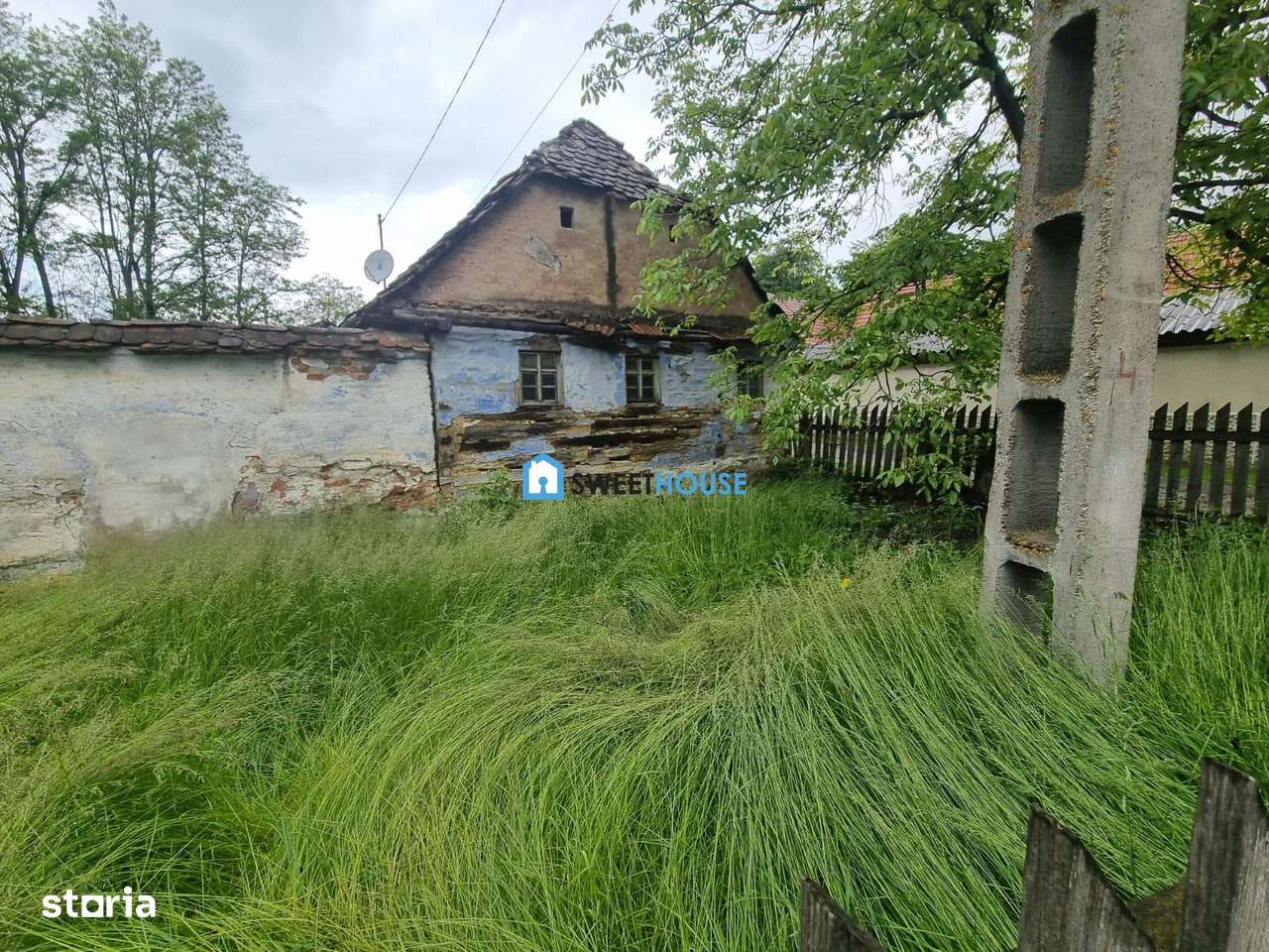 Casa de renovat  in Sinca Noua - Imagine principală: 4/19