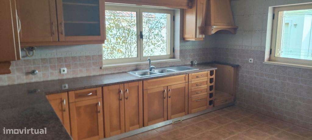 Venda - Moradia - Grande imagem: 2/12