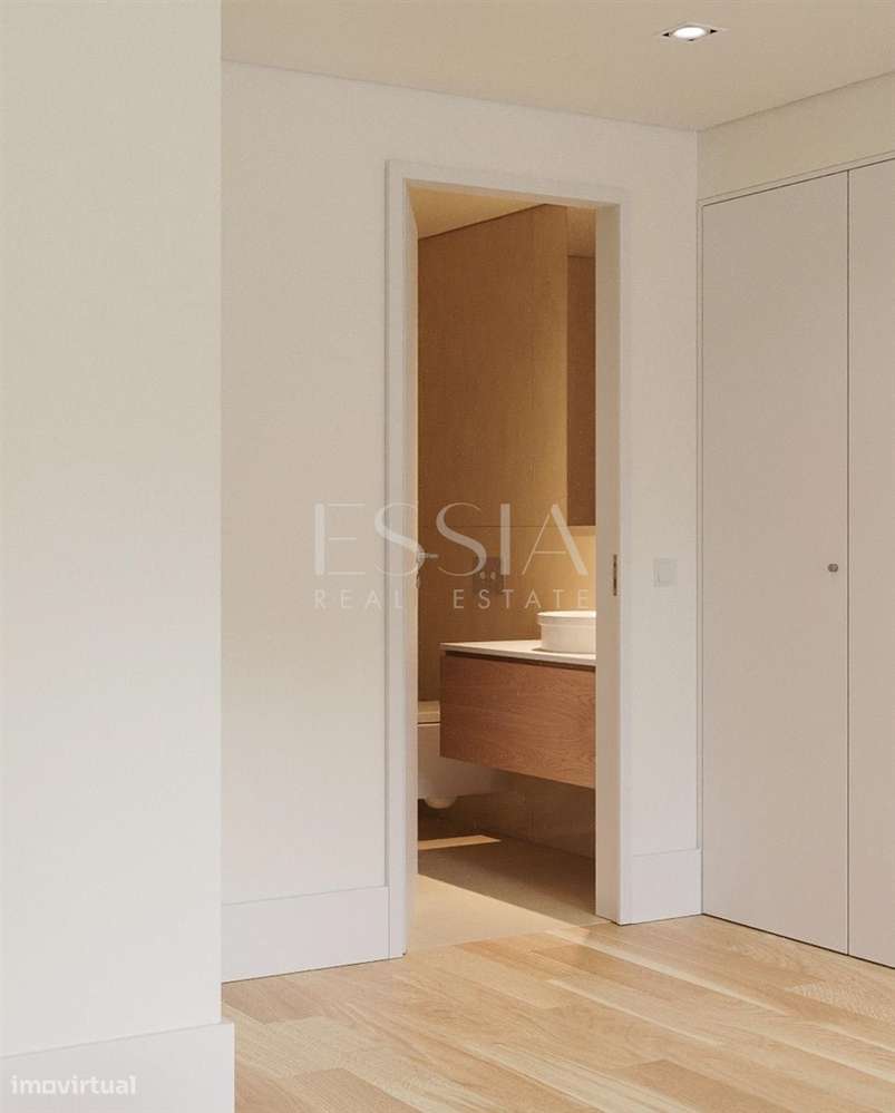 T2 Duplex com Varanda na Baixa do Porto | T2 Cedofeita Metro Trindade-11