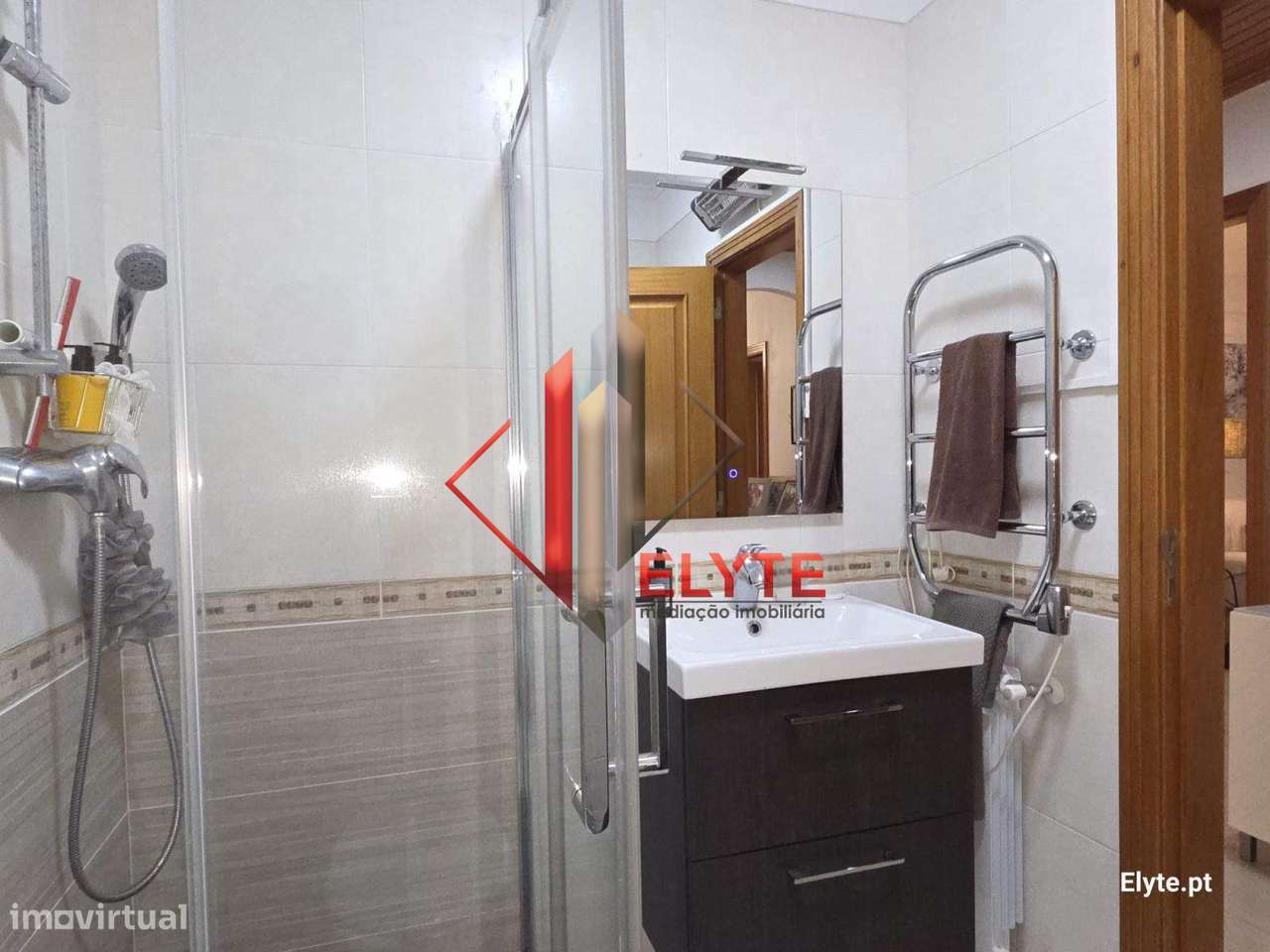 Apartamento T4 com Lugar de Garagem-15