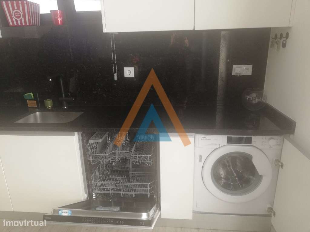 Estúdio T1 Acolhedor c/ Espaço Exterior em Souto - Santa Maria Feira - Grande imagem: 5/15