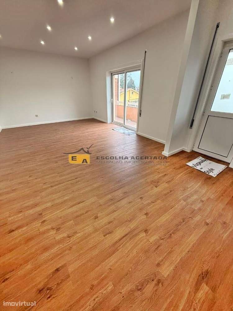 T3 Águas Santas com box - Grande imagem: 3/20