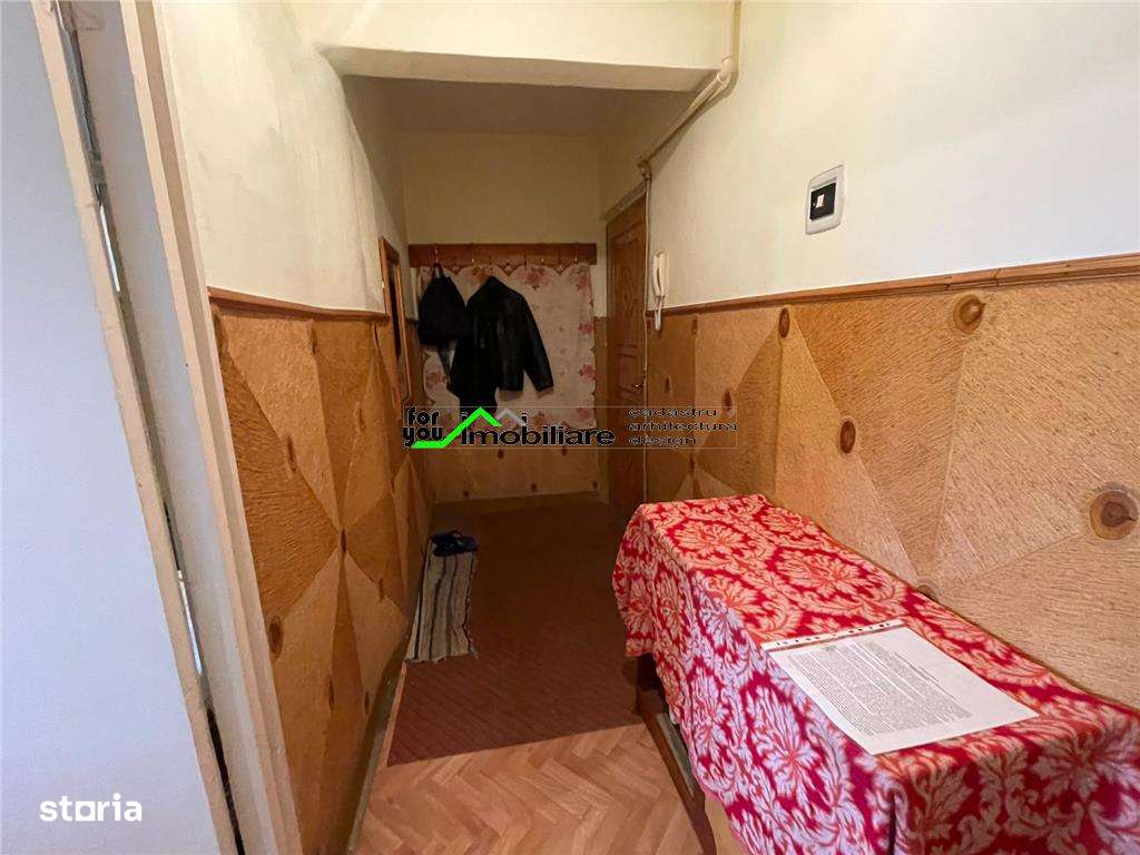 2 camere semidecomandat etaj 3 - Imagine principală: 4/13