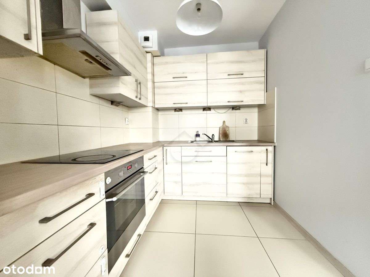 Przestronne 3- pokojowe mieszkanie z balkonem!-10