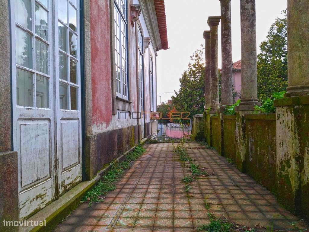 Casa senhorial do século XIX ( Zona Espaço Central II)-13