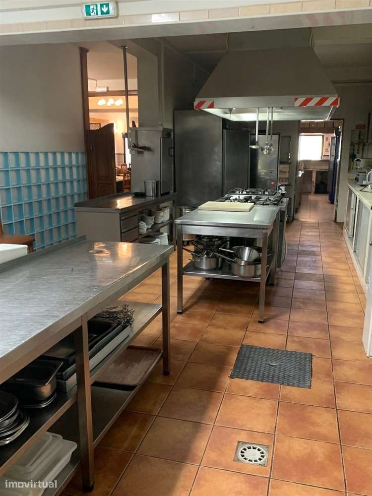 Moradia (Possibilidade) em Estômbar-11