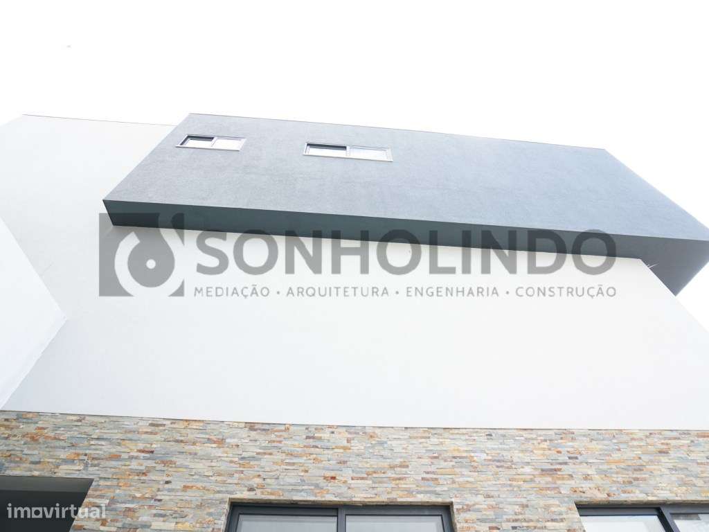 Moradia T3 Nova com escritório, no centro da cidade em fase final d... - Grande imagem: 5/29