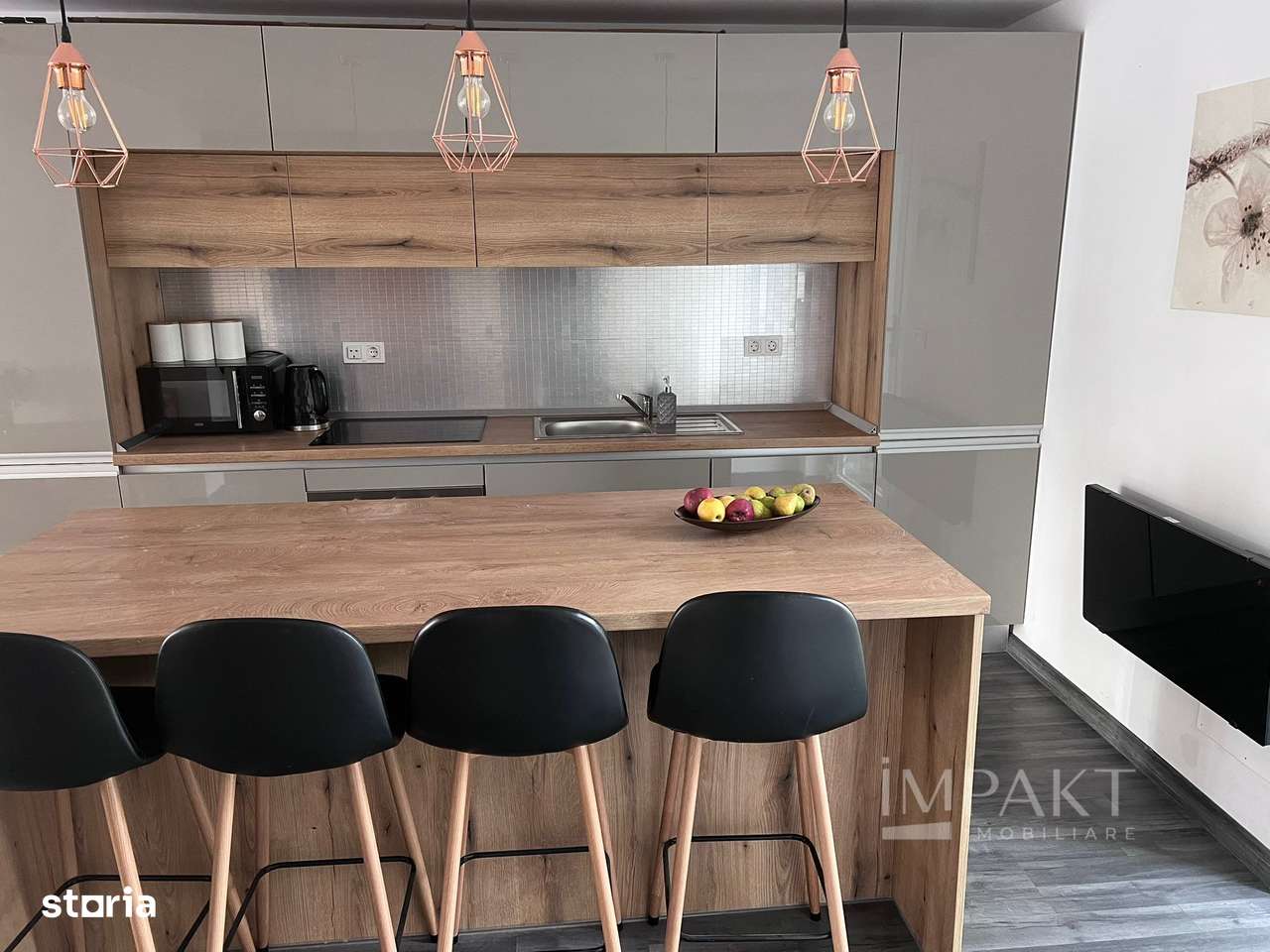 Casă de lux pe malul lacului – Câmpenești - Imagine principală: 3/7