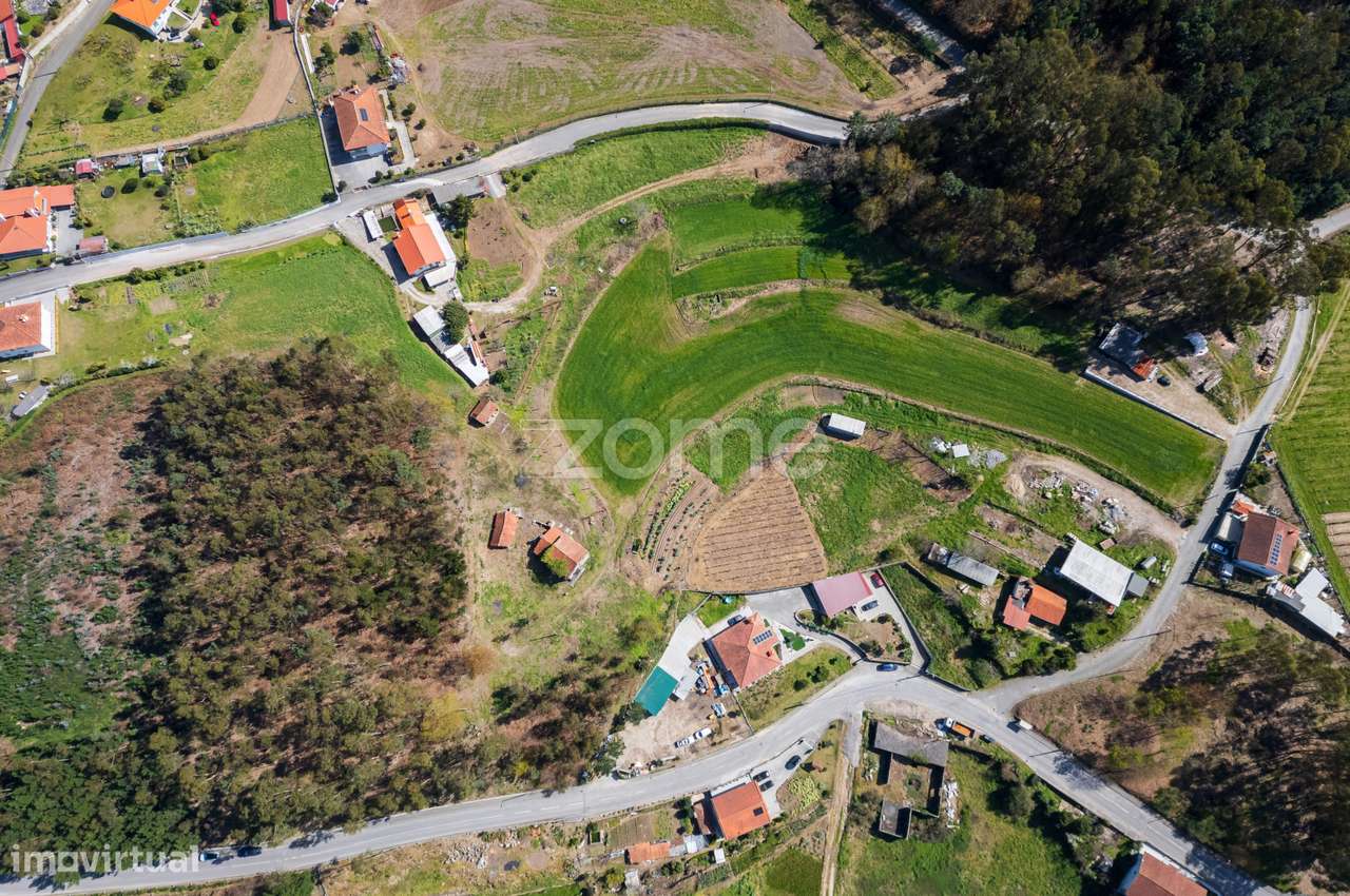Quinta Para Restauro Em Oleiros Guimaraes