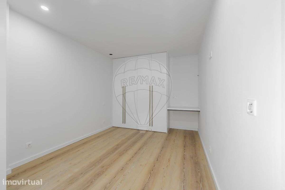 Apartamento T2 Renovado no centro histórico, Braga-9