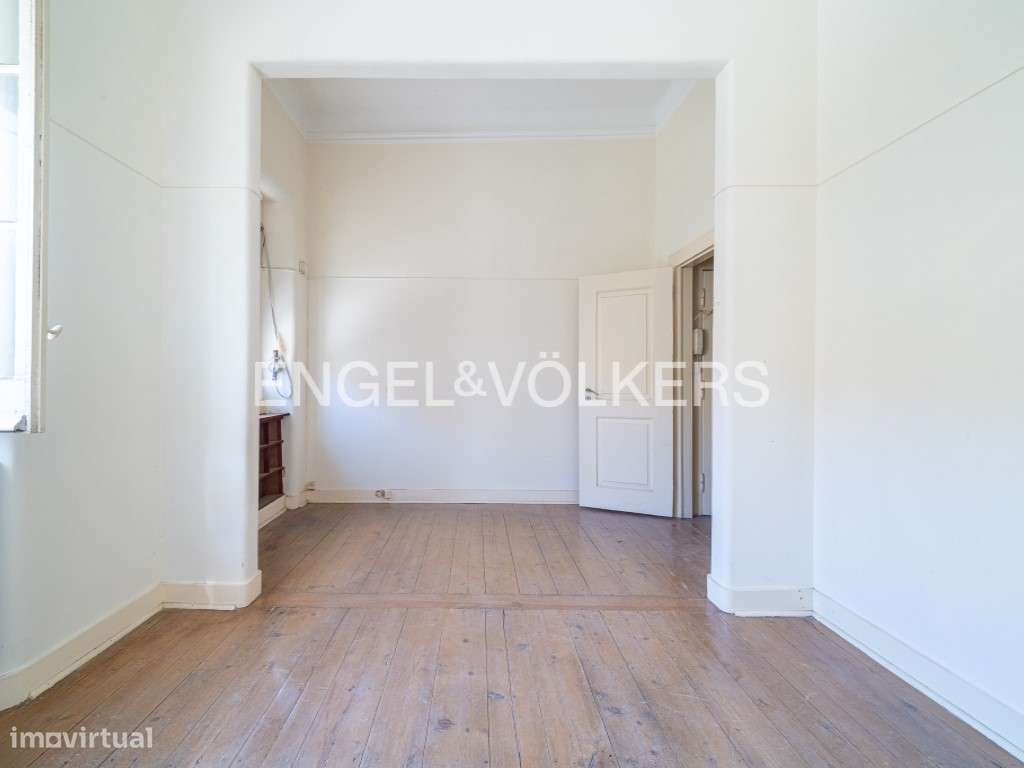 Apartamento por Remodelar com jardim na Graça-28
