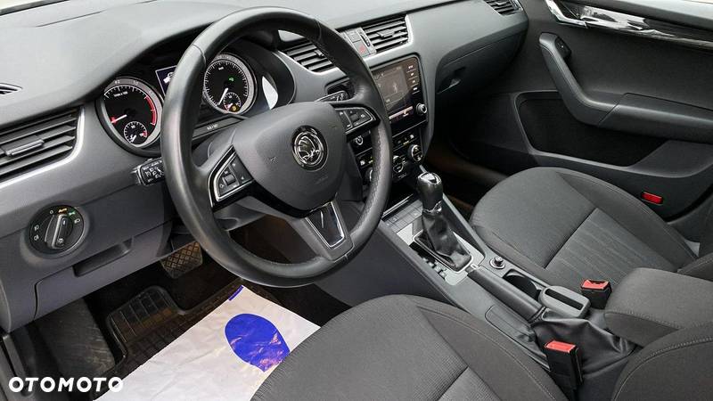 Skoda Octavia 1.5 TSI GPF ACT Style DSG - 9