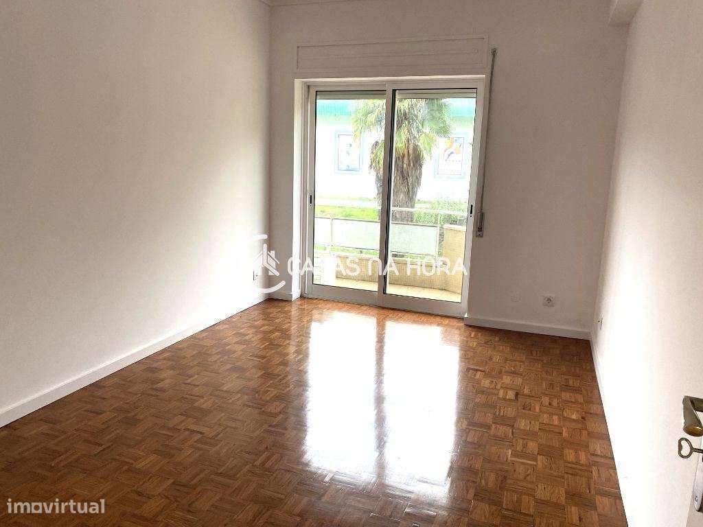 Apartamento T4 em Almada - Grande imagem: 5/26