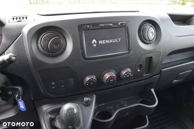 Renault MASTER L2H2 - 18