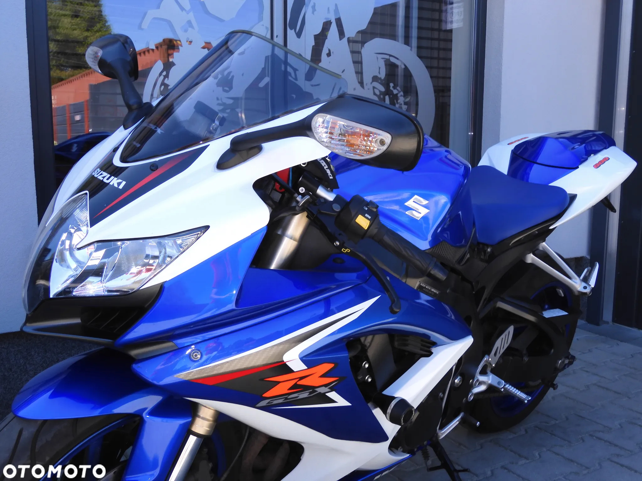 Suzuki GSX-R - 37