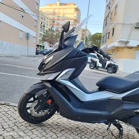 Sym Cruisym 125 - 22