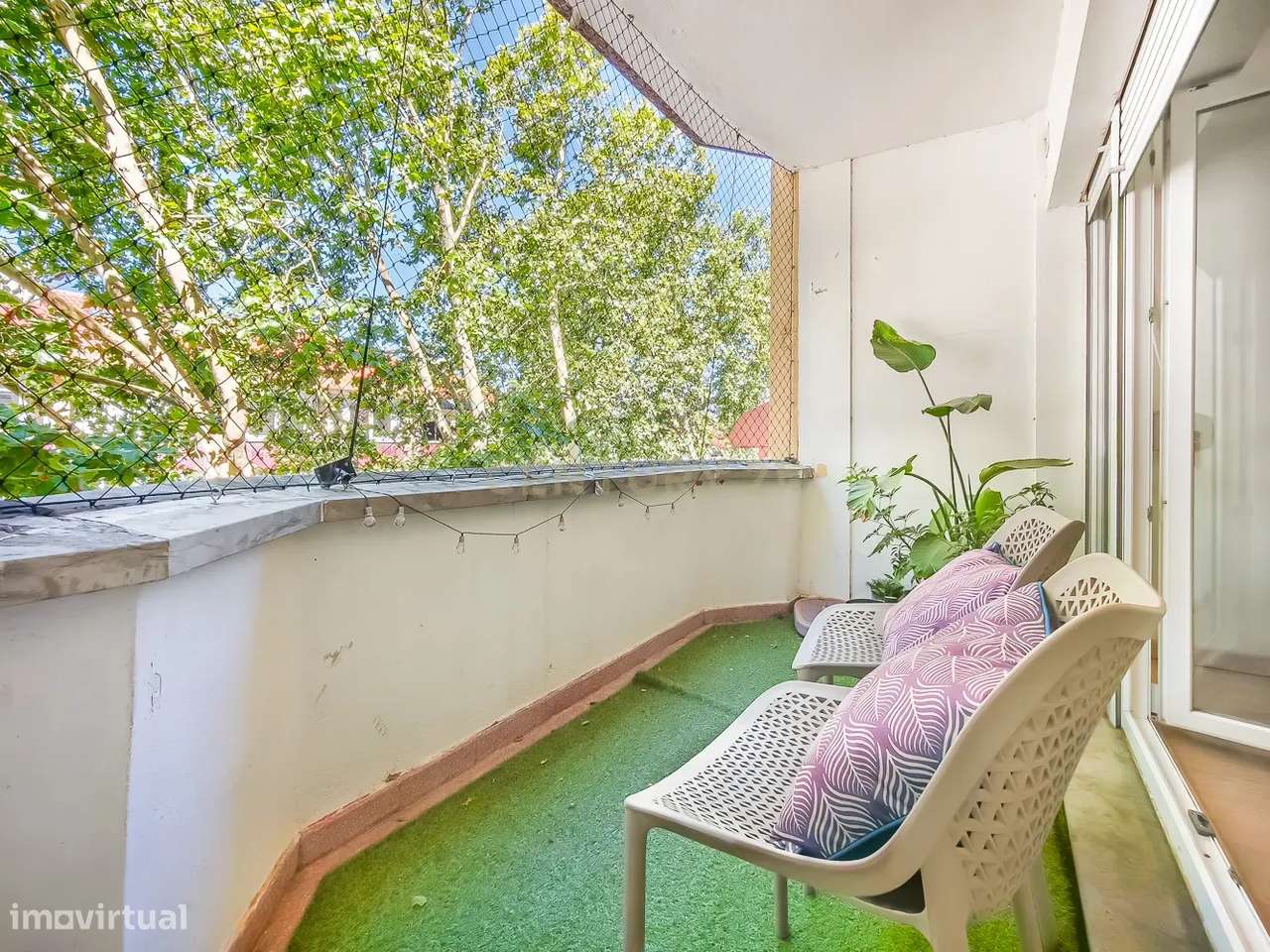 Viva Cascais a Pé | T2 Renovado com 2WC | Varanda | Junto ao Parque Ou-11