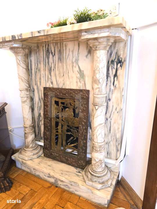 Casa individuala cu arhitectura clasica, renovata exterior, ultracentr - Imagine principală: 4/14