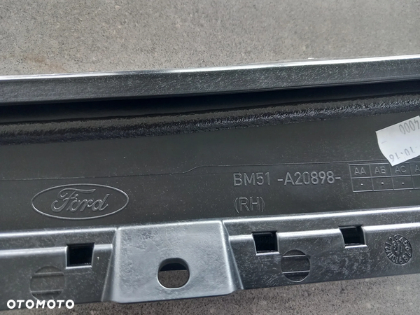 Nakładka - listwa pionowa słupka prawa przednia Ford Focus 2011-2015, 2014-2019 1751090 - 3