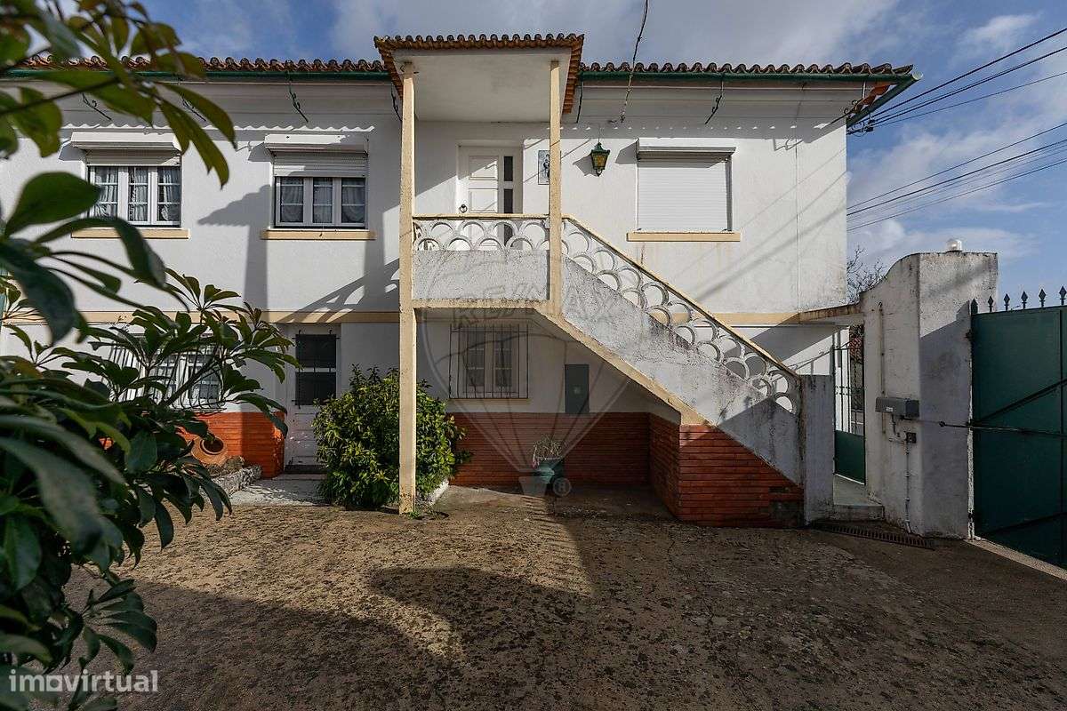 Moradia T4 para venda-7