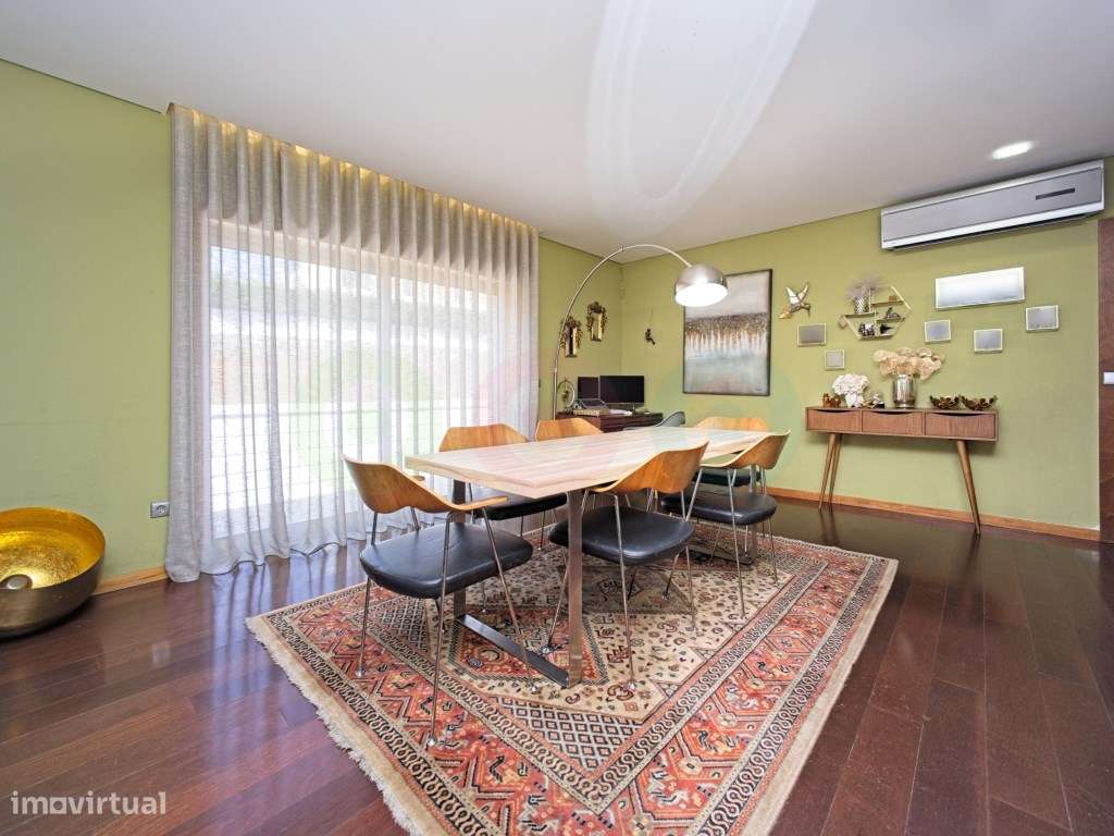 Moradia T3 em Vale S. Cosme- Piscina e jardim privativo-18