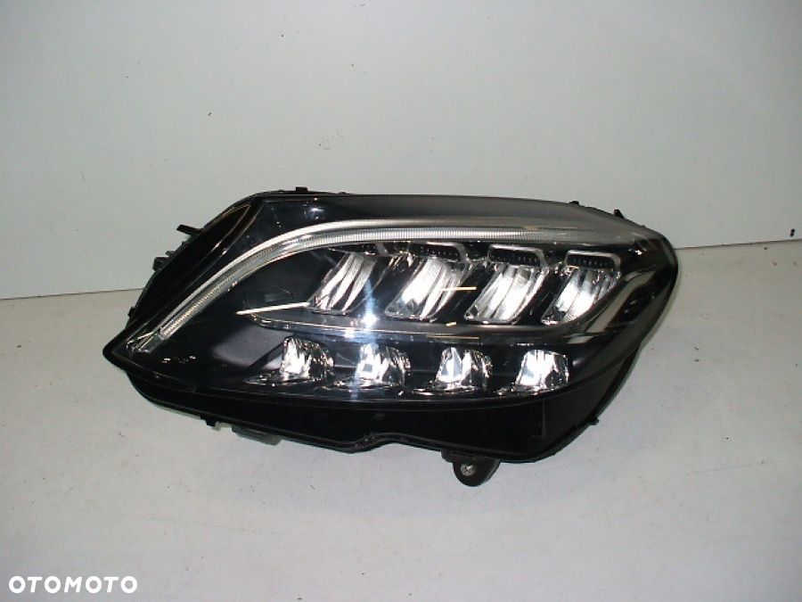 MERCEDES W205 lifting FULL LED LAMPA LEWA Performance A2059062106 - 1