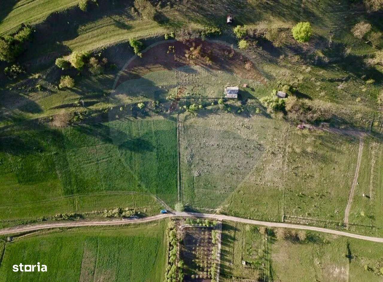 Teren intravilan 2000mp, lângă barajul Ighis - Imagine principală: 3/6