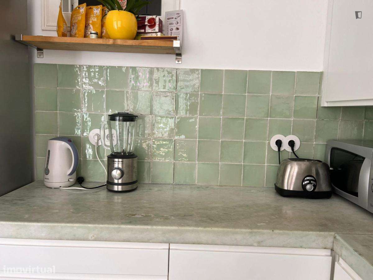 Quarto - localizado em Penha Lisbon - Grande imagem: 5/10