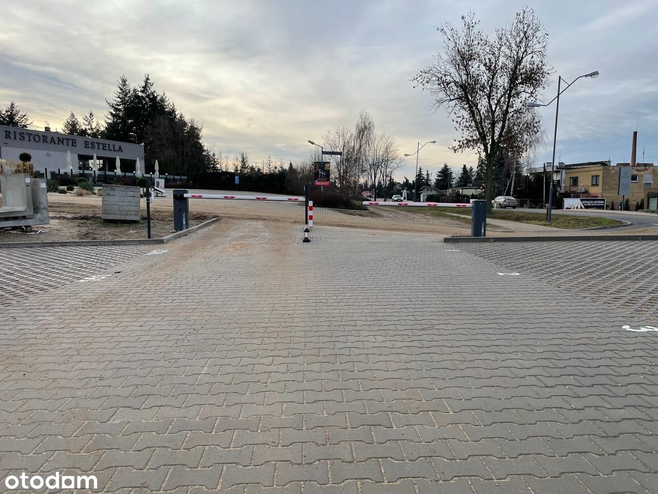 Szamotulska 26 | Baranowo | parking naziemny