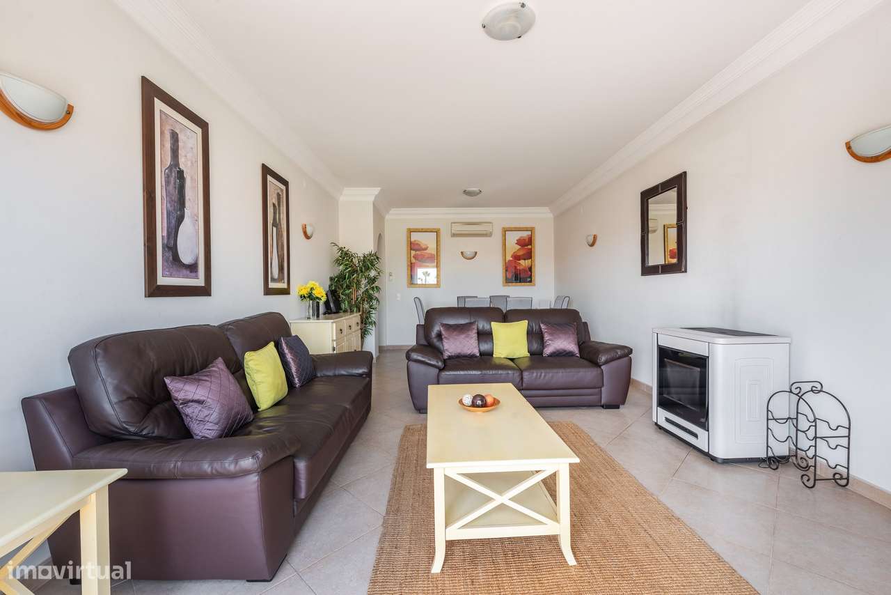 Boavista Golf - apartamento T2 no último andar com garagem ampla - Grande imagem: 3/24