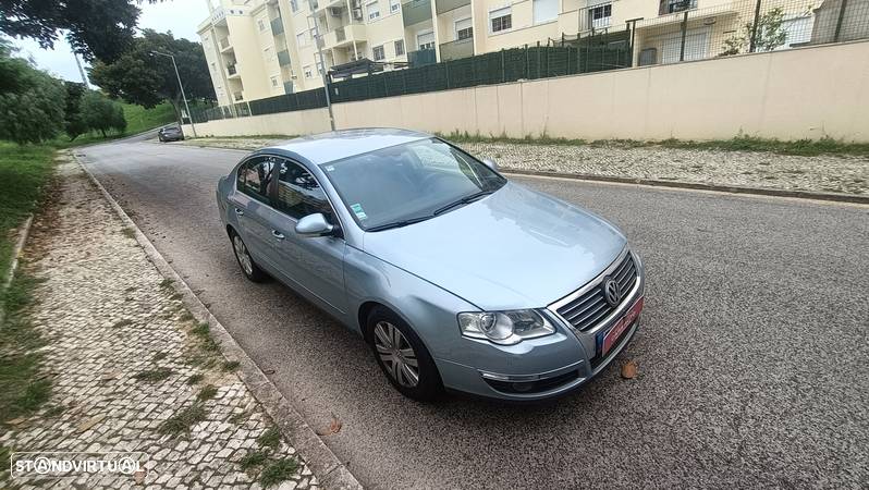 VW Passat 2.0 TDI DPF DSG Highline - 19