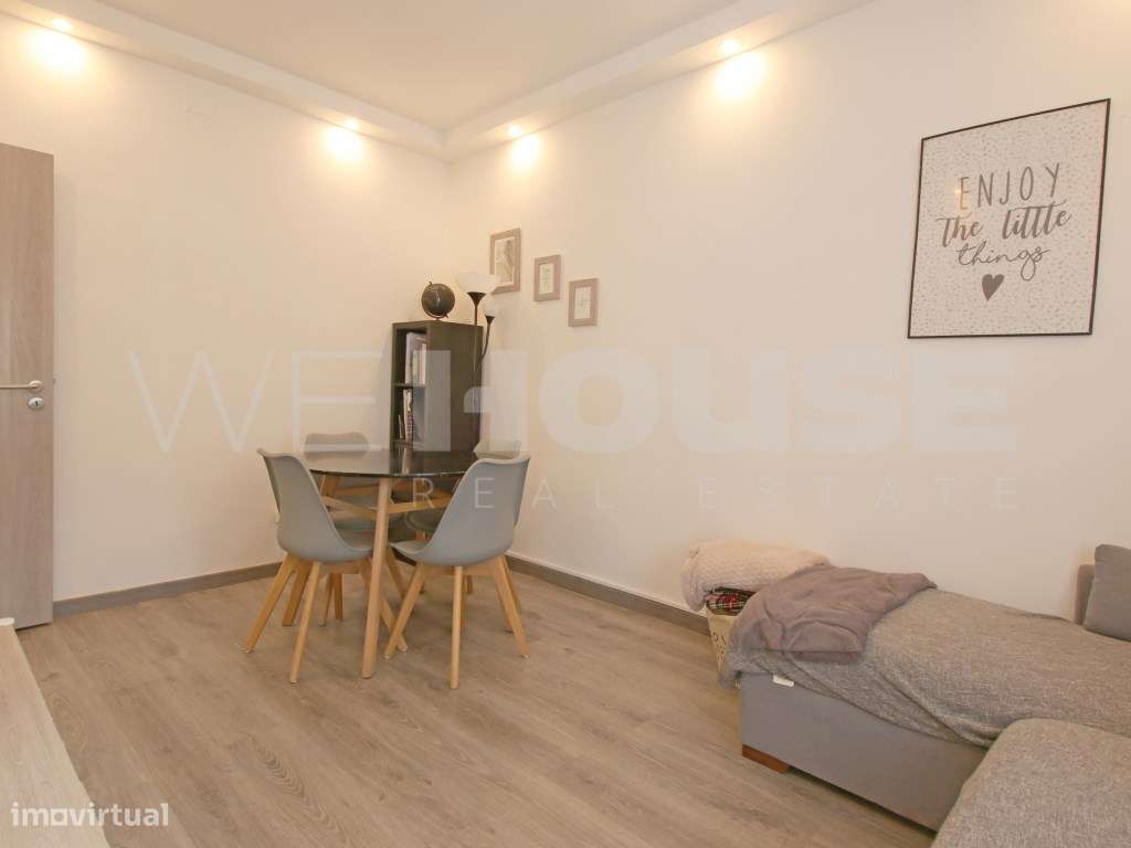Apartamento T2 Renovado com Varanda - Excelente Localização ( Estaç...-15