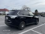 Mitsubishi Outlander 2.0 4WD Plug-In Hybrid - 5