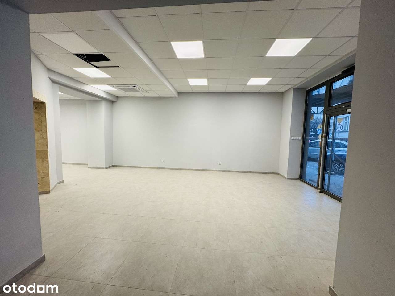 Lokal na restaurację/klub/usługi-podwórko na ogródek piwny - Pełny obrazek: 4/20